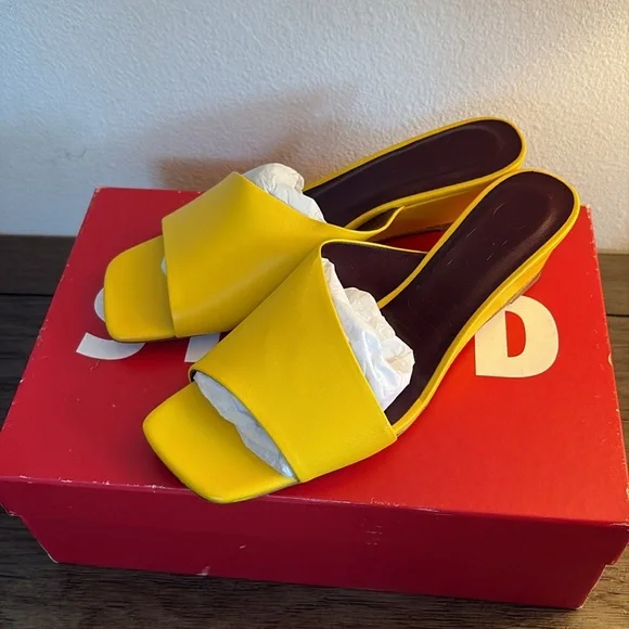 NIB [STAUD] Nevil Leather Wedge Mules In Goldie Women's Sz EU 38.5 / US 8.5 - Picture 4 of 12